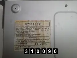Mitsubishi CD-vaihtaja OEM AM-310090 L200:lle
