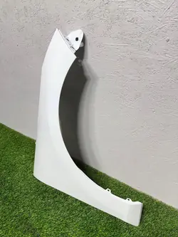 Höger framskärm Ford Fiesta MK8 OEM