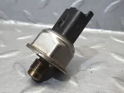 Capteur de pression carburant OEM 07095566184 Citroen C5