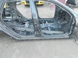 OEM 9A Soleira Direita + Pilar Central Hyundai i30 HB