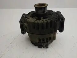 Mercedes-Benz C W204 2011 Generaattori A0009067900