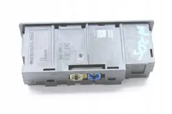 Lecteur USB/SD OEM A2138200400 pour Mercedes Classe E W213