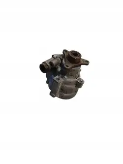 Ohjaustehostinpumppu Trafic II Vivaro 2.0 DCI 8200024738