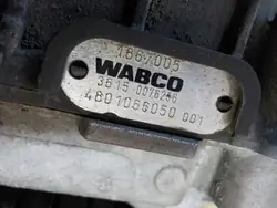 Válvula EBS OEM 1867005 Dianteira para DAF XF 106 460