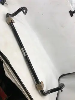 Vorderer Stabilisator OEM A2543231400 für VW Polo Classic