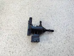 Válvula de vácuo OEM A0004760600 para Mercedes Classe C
