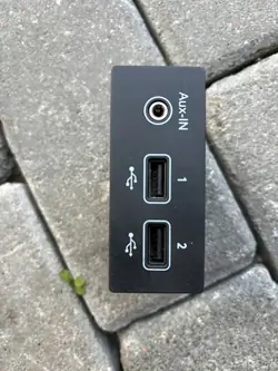 Puerto AUX/USB OEM 280231553R para Renault Zoe II 2019-2024