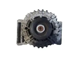 Volkswagen Tiguan 2010 Alternator OEM 13586366