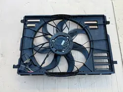 Ventilateur de radiateur MERCEDES GLA W247 GLB A2479067906