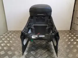 Hyundai Santa Fe konsoli käsinoja OEM FOB9271