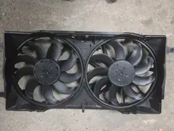 Kühlerlüfter Ford OE MB3G-8K619-CB - Gebraucht