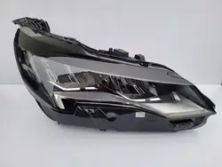 Oikea etuvalaisin Peugeot 3008 5008 II full LED