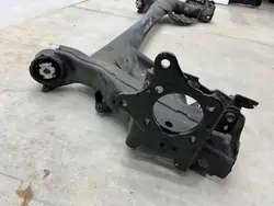 Poutre suspension arrière Mazda 3 IV BP OEM - Occasion