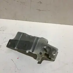 OEM 631445319R Montage d'aile droite pour Renault