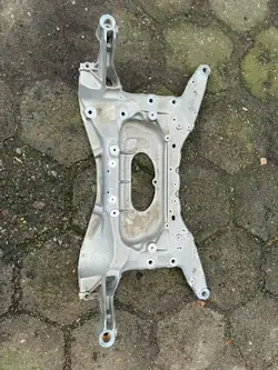 Subbastidor delantero Land Rover OEM K8D25C145BB
