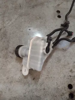 Réservoir de liquide de frein Opel Mokka OEM 5TYHGBV
