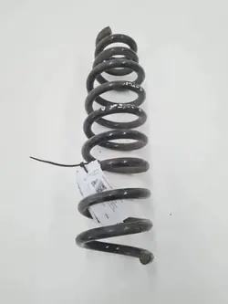 Etuvasen jousitusjousi OEM 7L6411105M VW Touareg