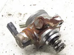 Pompe à carburant 2.0 SKYACTIV-G Mazda CX-3 CX3 PE22203F0