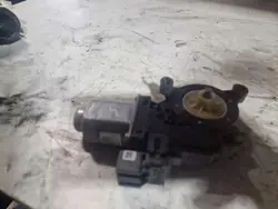 Moteur vitre gauche arrière VW 6Q0959811C