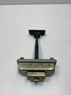 OEM 2307200016 Linker Vordertüranschlag Mercedes SL R230