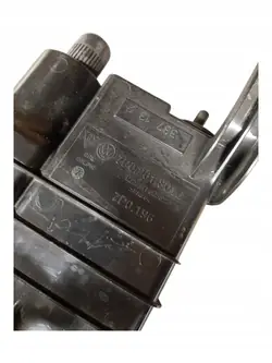 Filtre à charbon OEM 7P0201801J pour VW Touareg 4.2 V8