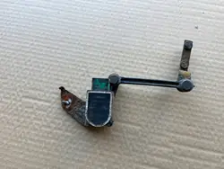 Sensor de Nível Farol Xenon OEM 8G9N-30492-AA