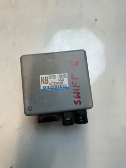 Suzuki Swift IV Lift ohjausmoduuli OEM 38720-73K10