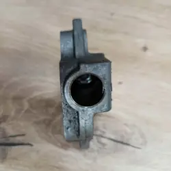 Höger kedjespännare OEM 05047886AB