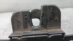 Fecho de porta-malas OEM 3B9827505 para VW Passat B5 FL