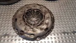 Volant moteur à double masse VW T5 T6 2.0 TDI