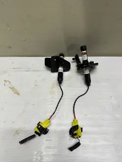 Tesla Model 3 sulakesarja OEM P173570200B - Käytetty