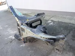 Volvo XC60 Oikea etulokasuoja käytetty