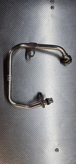 OEM 8K0317818CQ Oljeledning för Audi RS5 8T 4.2 FSI