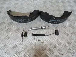 FORD OEM Bromsbeläggsspridare 06-10 Ranger/Mazda BT-50