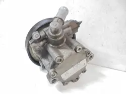 Bomba de dirección asistida Peugeot 406 2.0 HDI OEM 9640830580