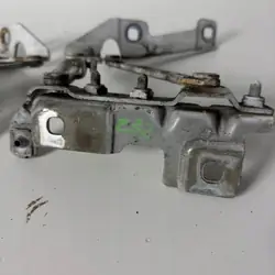 Paire de charnières de capot OEM 12841601 Opel Insignia A
