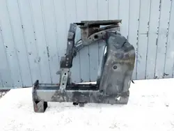 Longarina dianteira direita Audi Q7 4L OEM 1