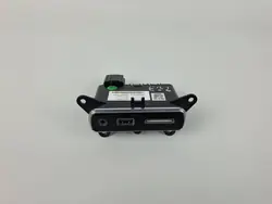Prise AUX Maserati Levante OEM 670104961