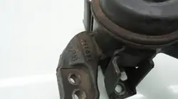 Suzuki Motorfäste MMAUTKO-27925 för Swift MK7 Sport 1.6