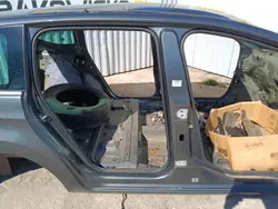 Peugeot 5008 I Viertel-Säulenverkleidung Rechts OEM 01