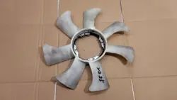 OEM-Lüfter für Nissan Navara YD25 2.5D - Gebraucht