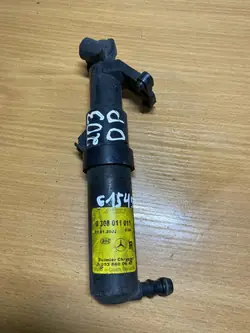 Oikea ajovalopesuri OEM C1545 Mercedes-Benz C W203:lle