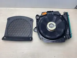 Haut-parleur grave gauche BMW 3 2021 OEM 2622861