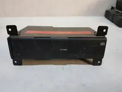 BMW X3 E83 CD-vaihtaja OEM 9131852 - Käytetty