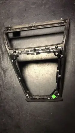 Käytetty BMW OE Kehysvipu OEM 14537310 X3 E83:lle