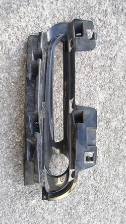 Oikea DRL halogenivalaisimen kiinnityskehys OEM 0987bv7UFT
