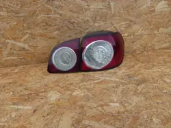 VW GOLF PLUS Luz Trasera Derecha 5M0945096N 5M0945094J