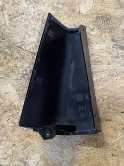Skoda Yeti sidorutslist OEM 5L6853216A