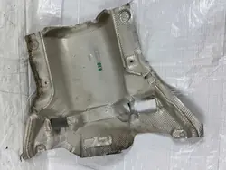 Cobertura isolamento térmico Mercedes OEM A2136823202