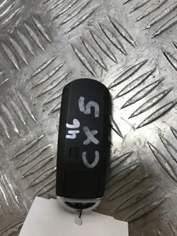 Llave o Tarjeta Mazda CX-5 OEM FBZ14430 - Usado
